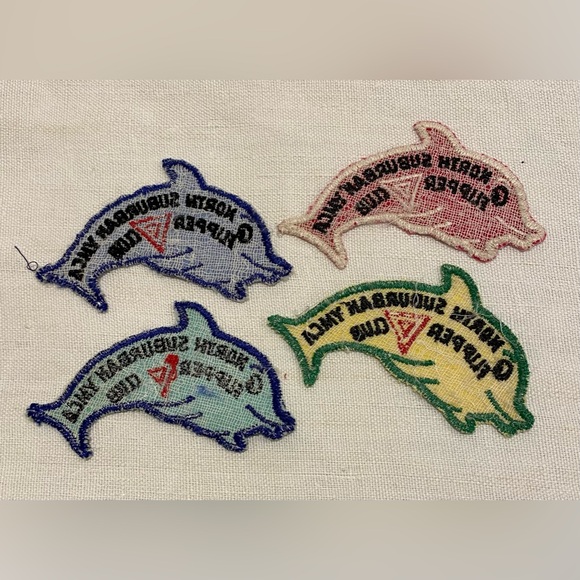 Vintage 4 YMCA swimming dolphin patches - sewing / mixed media - Picture 2 of 3